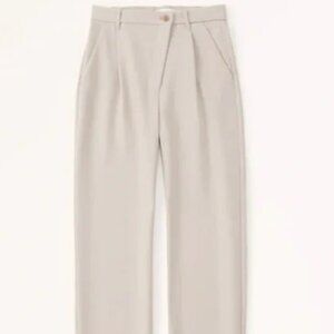 Abercrombie & Fitch Tailored Relaxed Straight Paints - NWT 27 L